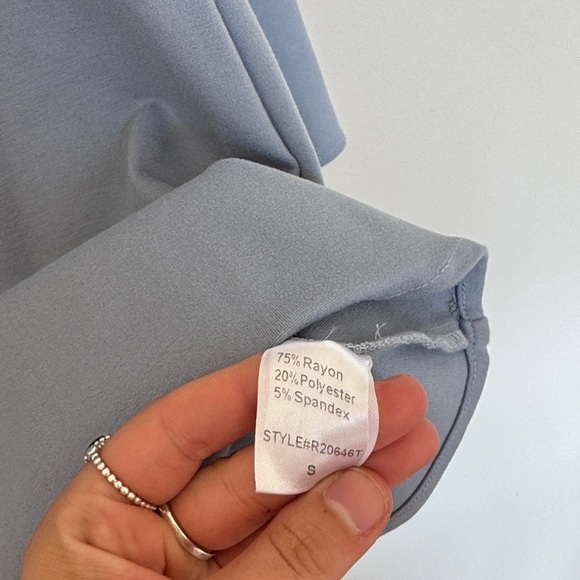 Tuckernuck Miranda Off Shoulder Blue Long Sleeve Top - S - Picture 2 of 4